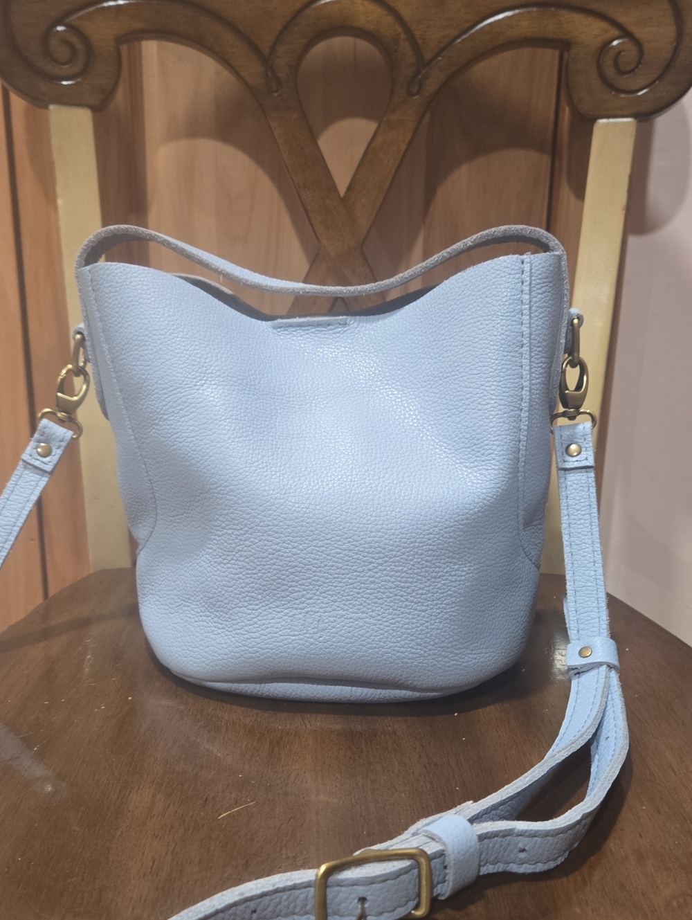 Portland Leather Large Bell Bag In Skyway